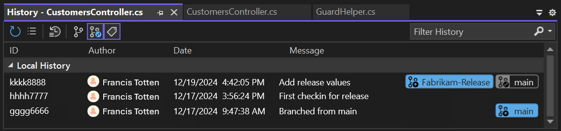 屏幕截图显示了如何在 Visual Studio 中使用 CodeLens 发现何时对代码进行了分支。